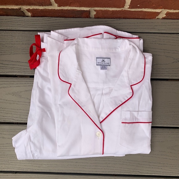 Petite Plume Contrast Piping Pajamas - Picture 1 of 14